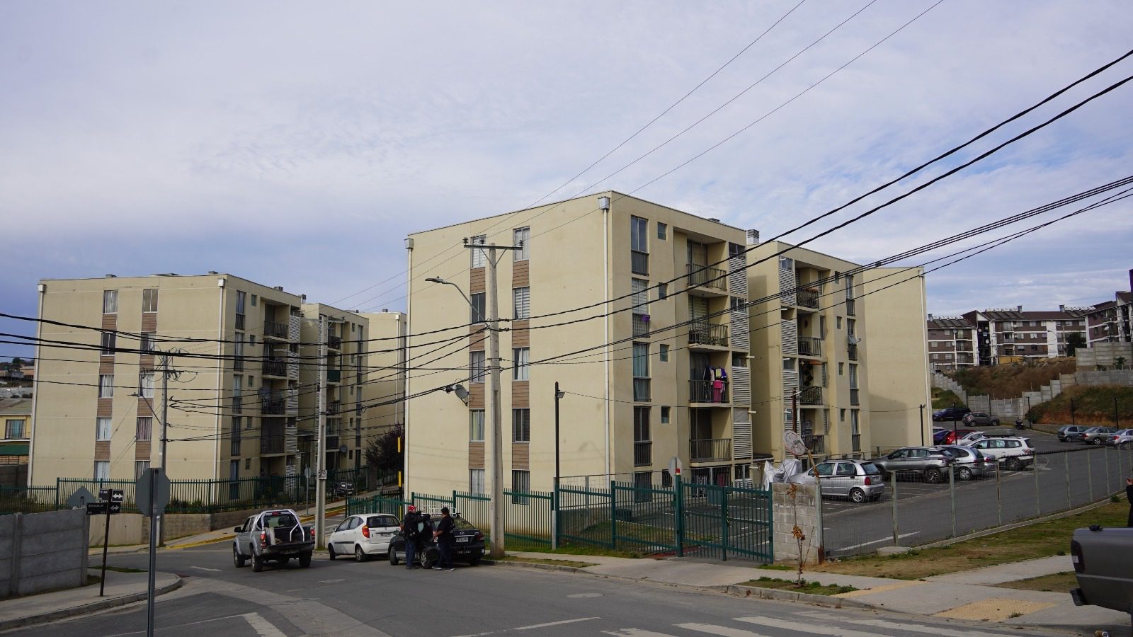 FAMILIAS DEL CONJUNTO HABITACIONAL SAN ALBERTO LA FORESTA SOLICITAN AGILIZAR MEJORAS A LOS DAÑOS DE SUS VIVIENDAS EN VILLA ALEMANA