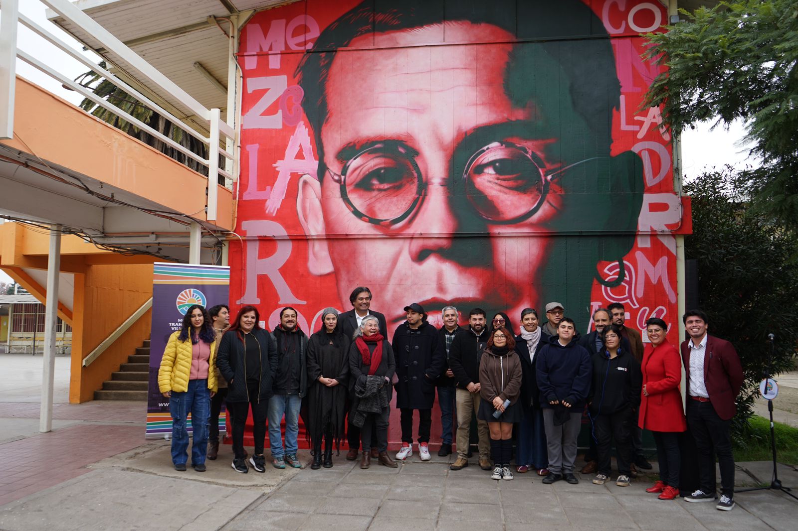 ACTRIZ NACIONAL ROSA RAMÍREZ REALIZÓ EMOTIVO CONVERSATORIO SOBRE ANDRÉS PÉREZ Y EL GRAN CIRCO TEATRO EN LICEO TECNOLÓGICO VILLA ALEMANA