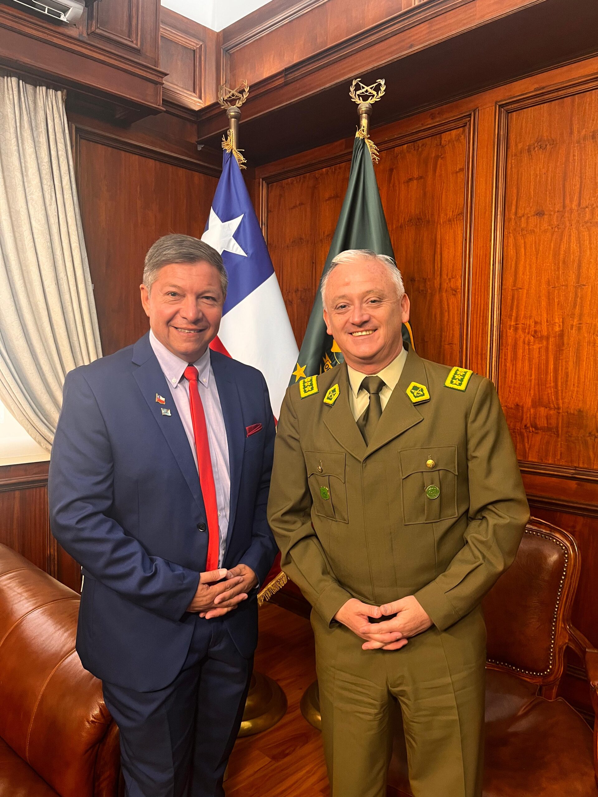MUNICIPIO DE VILLA ALEMANA IMPULSA MEJORAS EN SEGURIDAD CON EL GENERAL DIRECTOR DE CARABINEROS