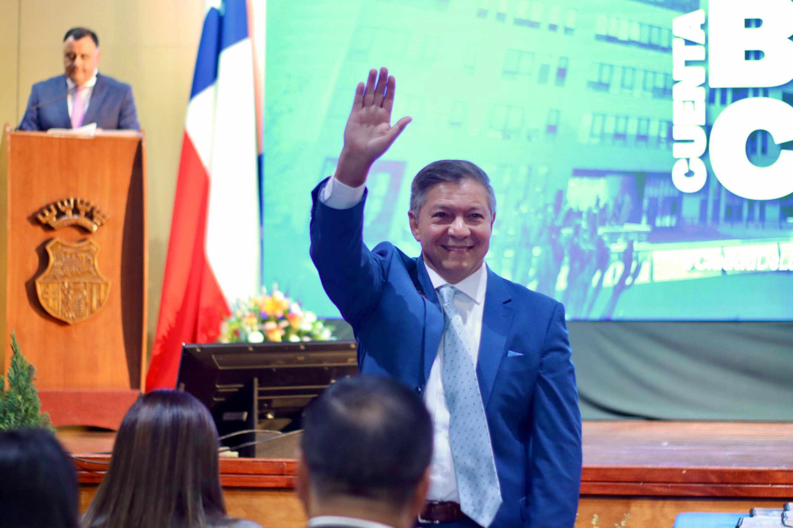 VILLA ALEMANA RINDE CUENTA DEL CAMBIO: ALCALDE NELSON ESTAY EXPONE CRÍTICA HERENCIA Y PRESENTA PLAN BASADO EN SEGURIDAD, DESARROLLO ECONÓMICO Y GESTIÓN EFICIENTE