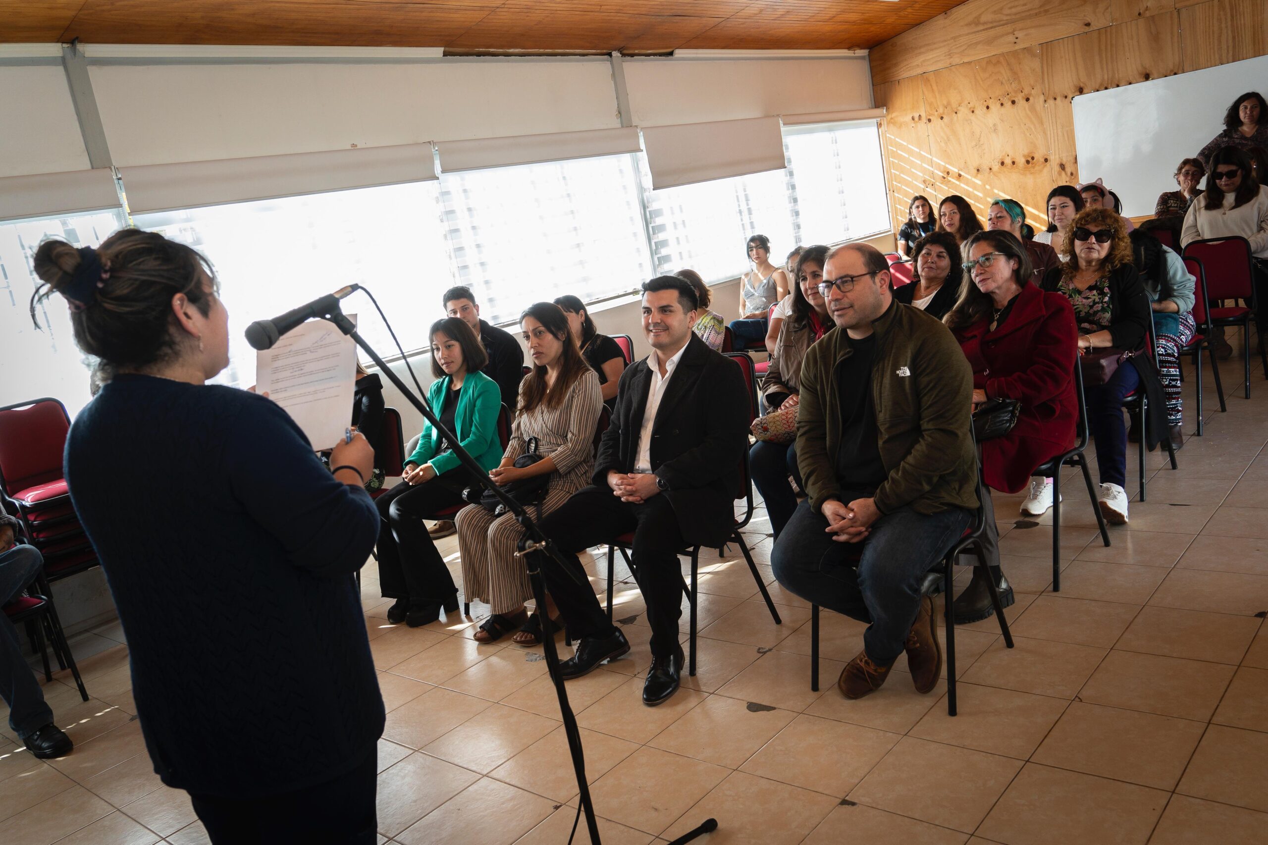 ALIANZA QUE FORMA FUTURO: VILLA ALEMANA Y CFT PUCV CERTIFICAN NUEVOS OFICIOS EN LA COMUNIDAD