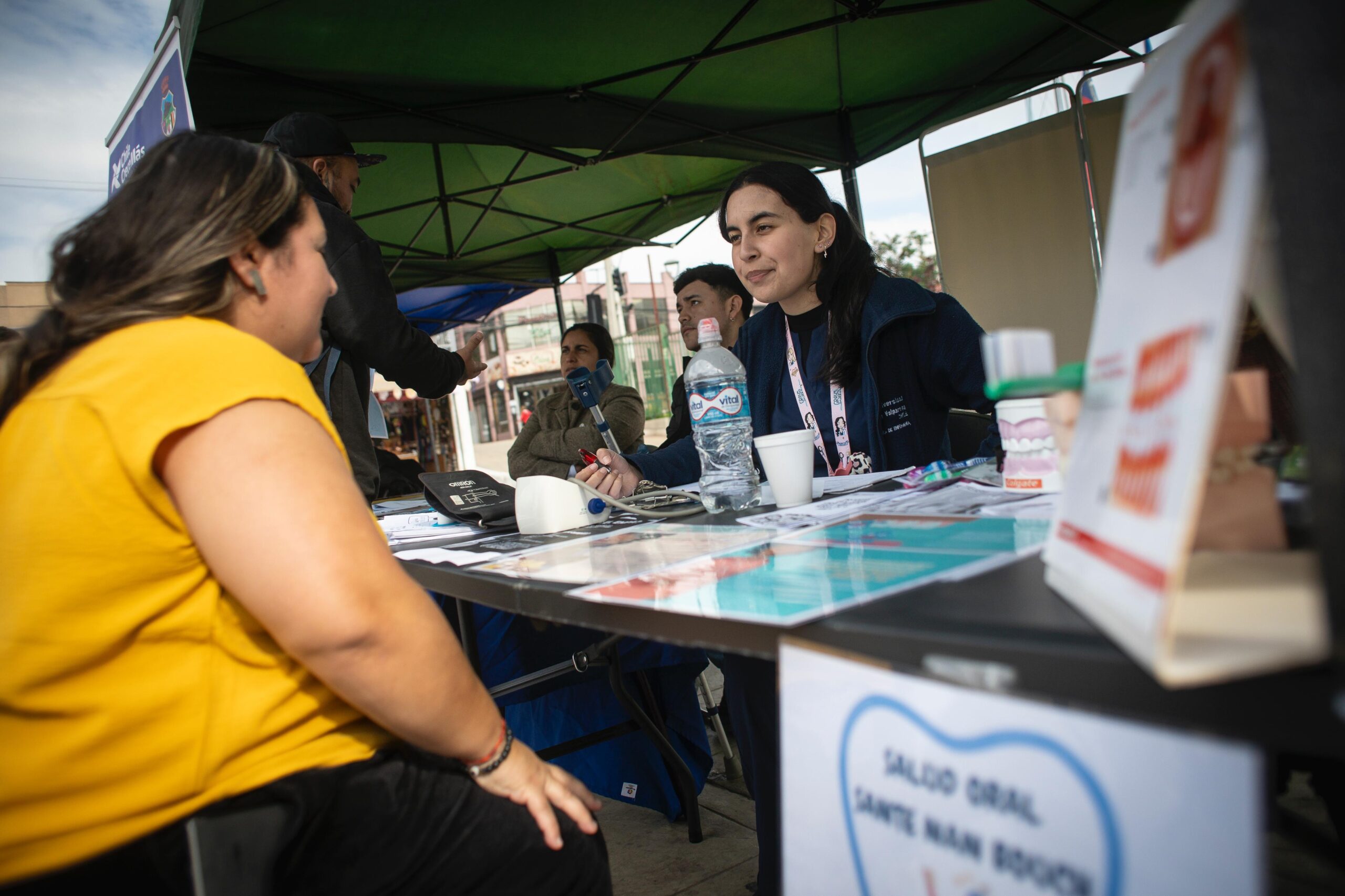 Villa Alemana realizó Feria de Salud Intercultural para acercar servicios públicos a la comunidad