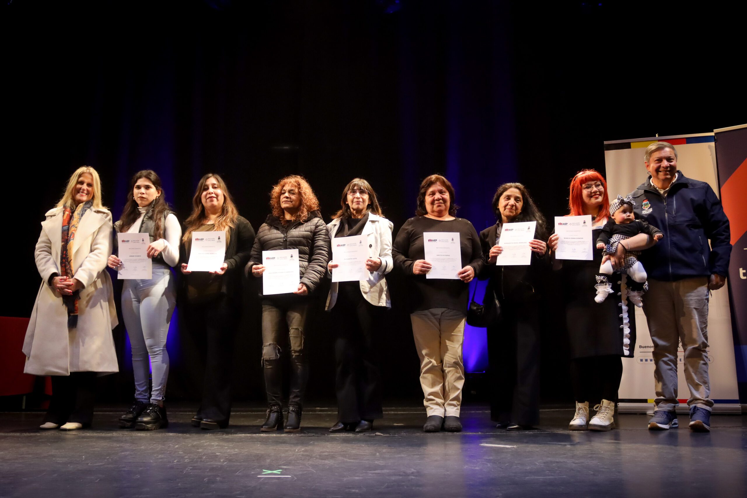 Villa Alemana certifica a más de 100 participantes del curso “Cuidados para Personas Mayores”