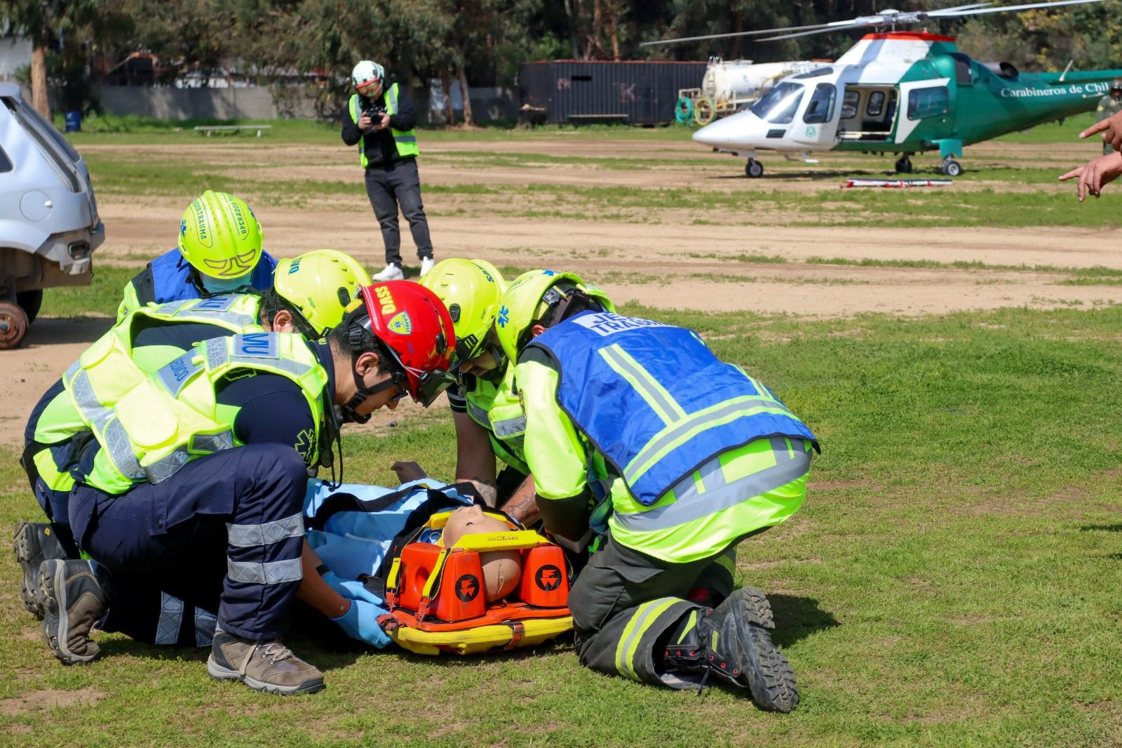 Villa Alemana realiza primera “Expo Emergencias” con simulacro en vivo y más de 30 instituciones de respuesta