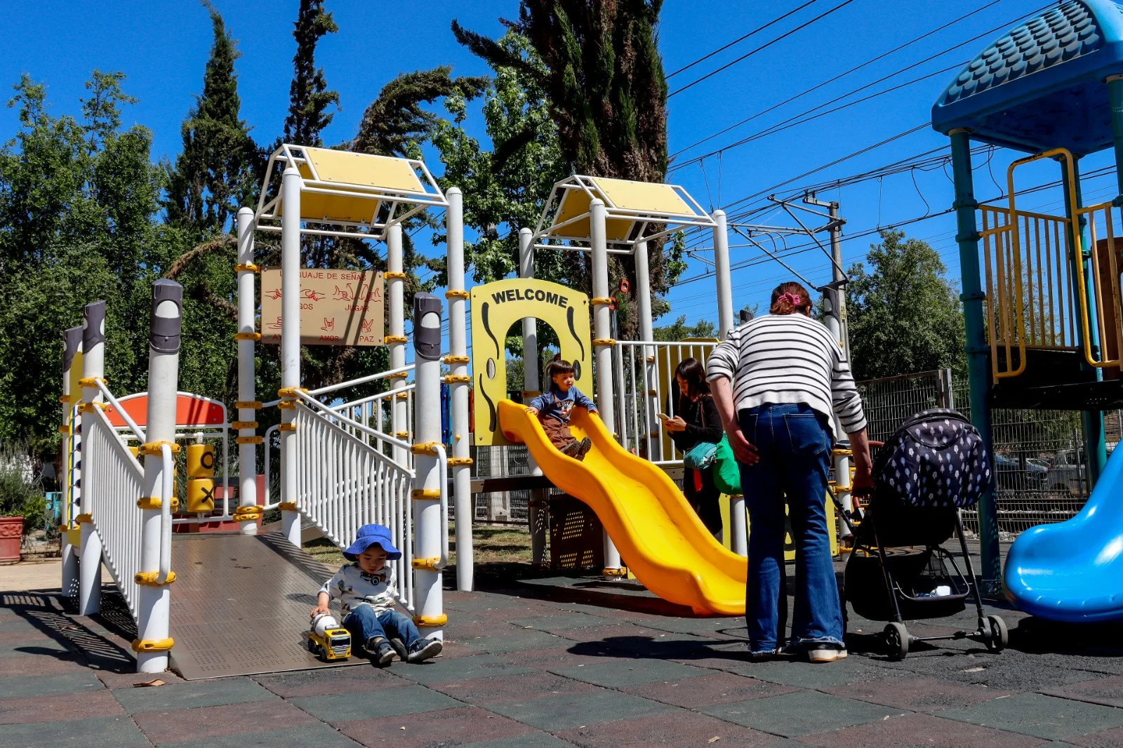 Villa Alemana se prepara para el periodo estival: instalarán sombreaderos en juegos infantiles de Plaza Cívica Belén