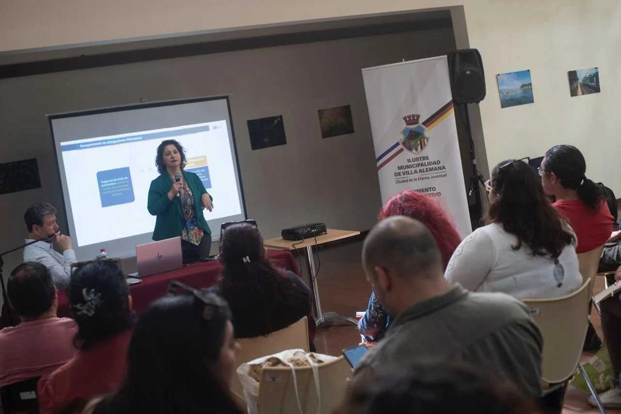 Villa Alemana impulsa la formalización de feriantes y emprendedores ante nueva ley tributaria