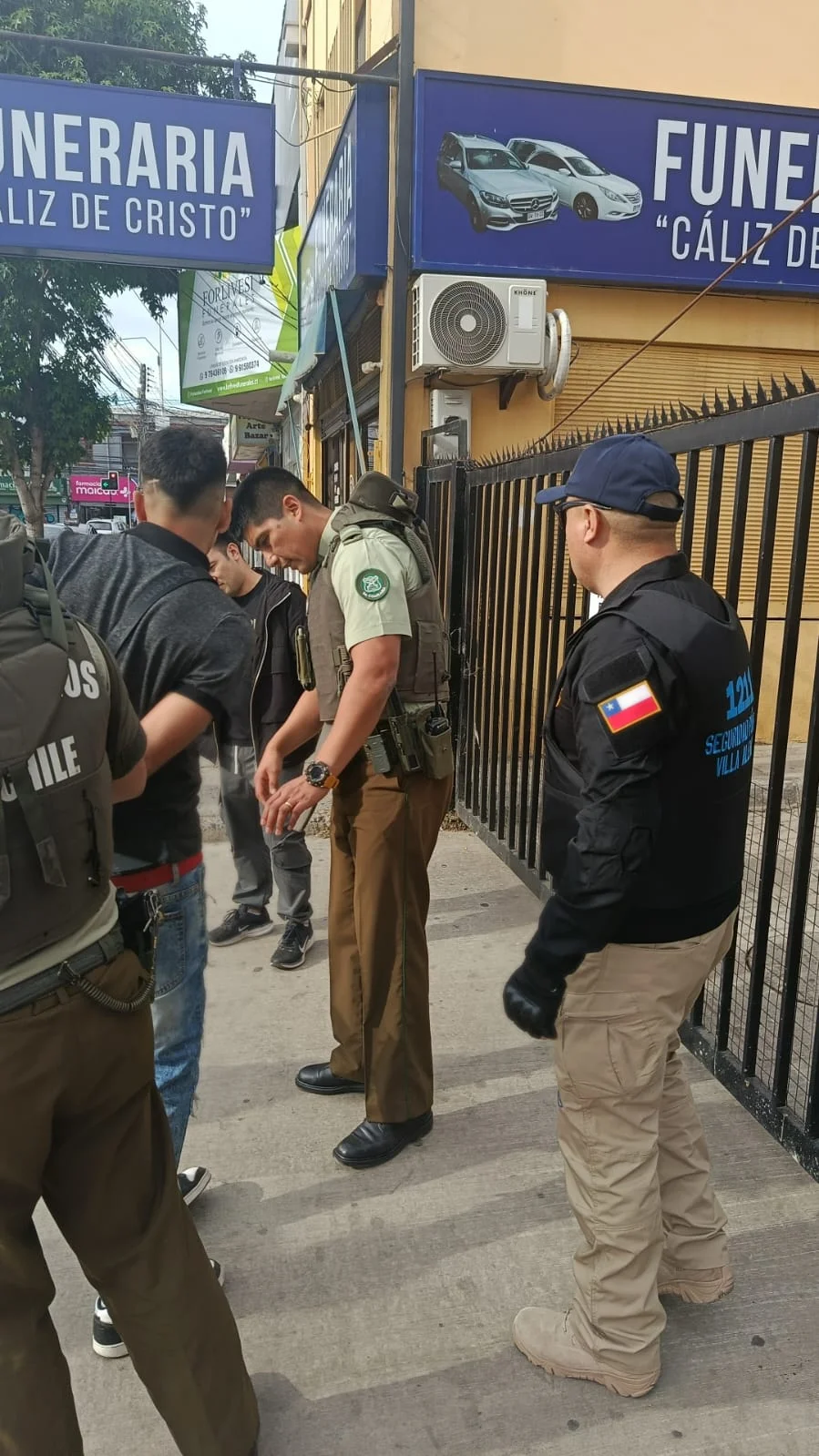 Patrullajes de Seguridad Municipal permiten apoyar detención por hurto frustrado hoy en sector comercial de Villa Alemana