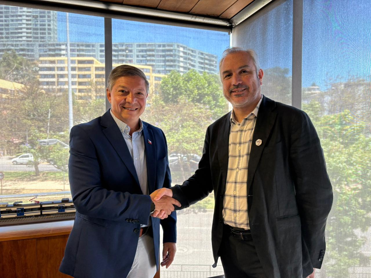 Municipio y EFE avanzan en acuerdo para nuevos usos del entorno de la estación Villa Alemana