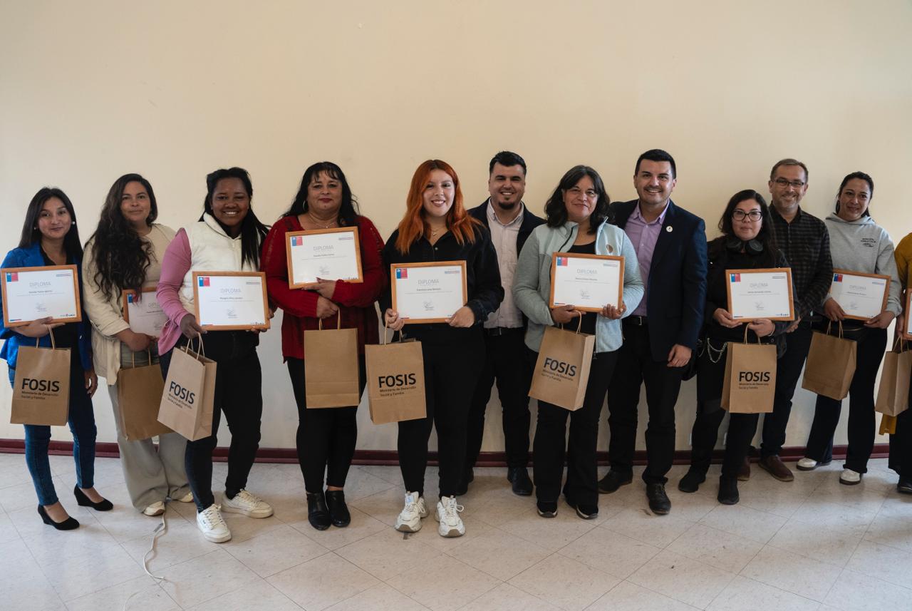 Villa Alemana acoge la ceremonia de certificación del Programa “Emprendamos Semilla” de FOSIS Valparaíso