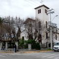 Fachada de la Parroquia San Nicolás de Bari, en el centro de Villa Alemana, lugar donde fue recuperada una cruz de bronce sustraída.