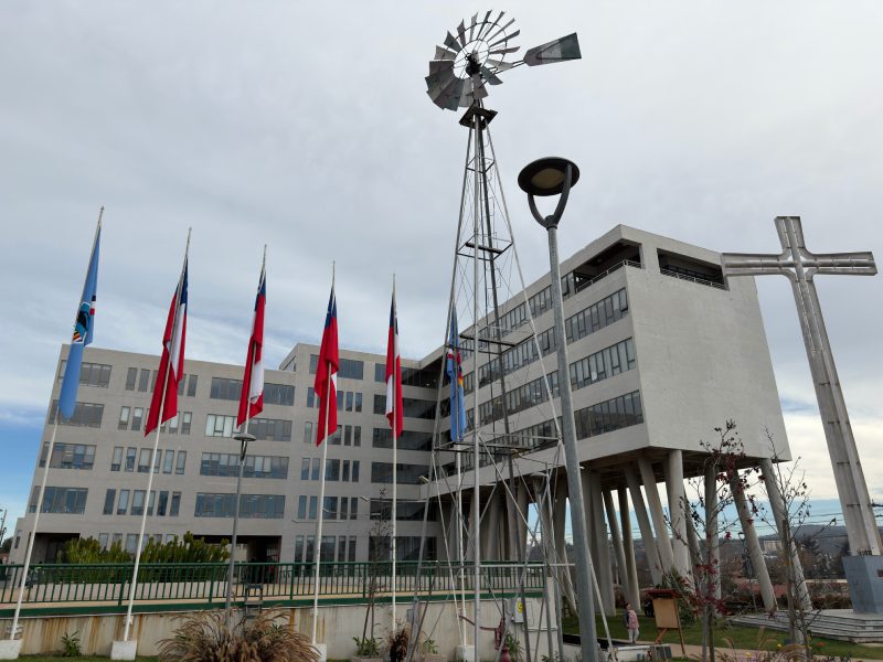 Edificio de la Municipalidad de Villa Alemana, institución que impulsa el Programa de Presupuestos Participativos 2026.