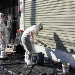 Villa Alemana inicia proyecto de pintado de locales comerciales del centro con alta participación de voluntarios