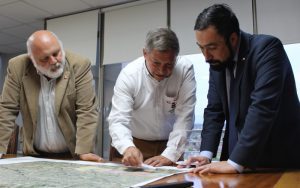 Alcalde Nelson Estay se reúne con autoridades para coordinar el Plan Escudo de Barrio en Villa Alemana.